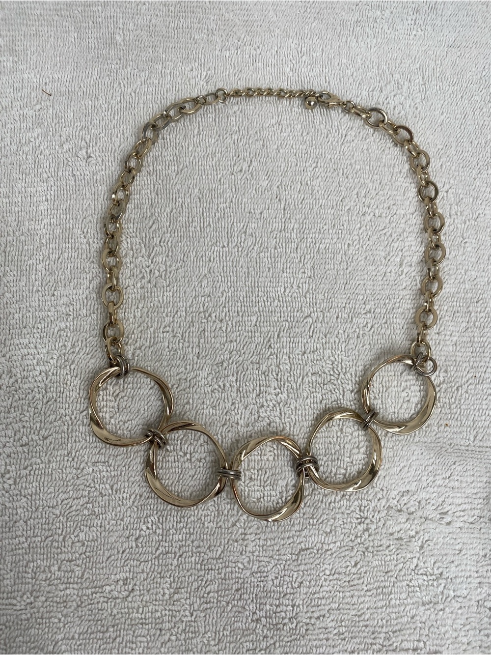 3/$25 LOFT Womens Faux Gold Ring Statement Necklace Preppy Classic Corporatecore